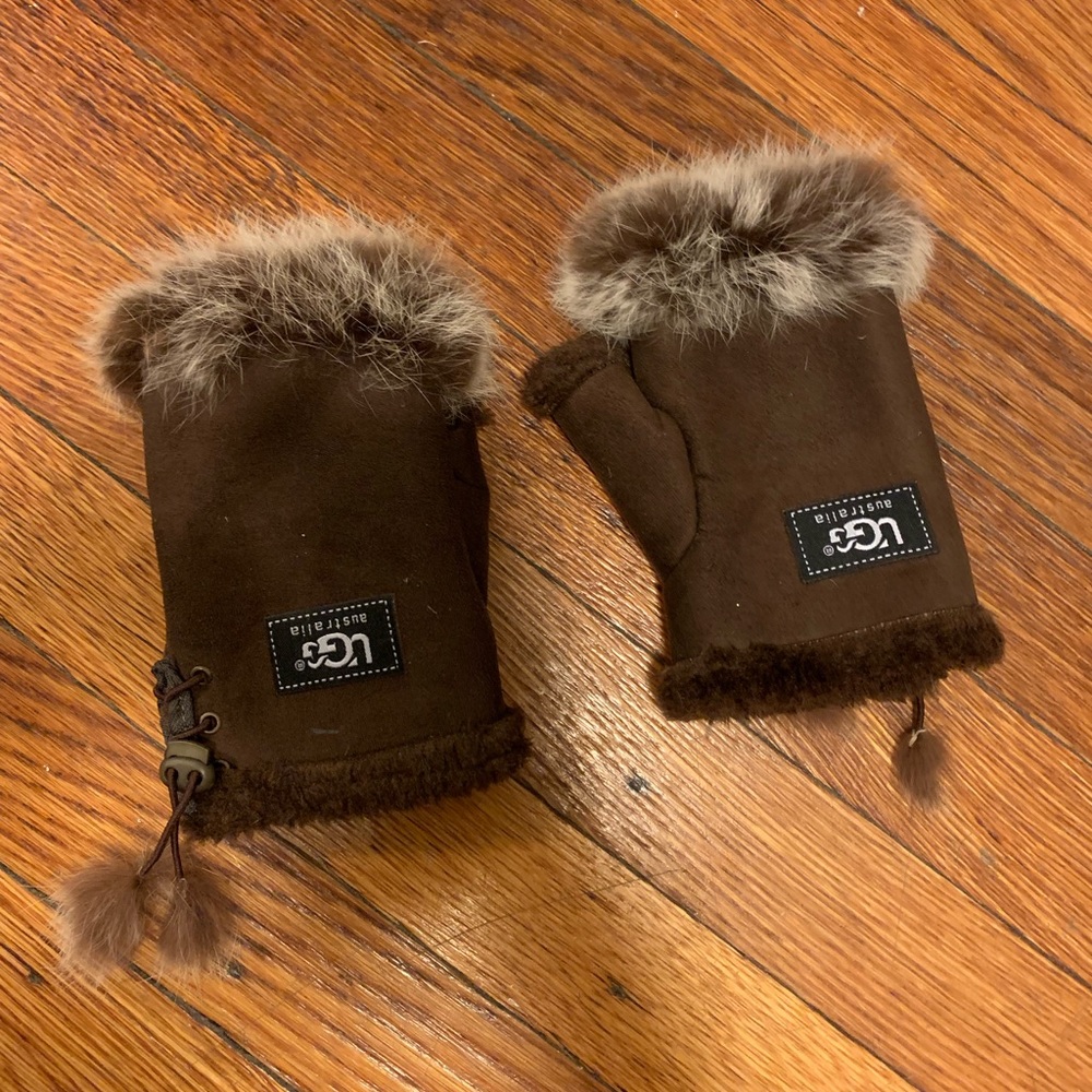Fingerless UGG Gloves